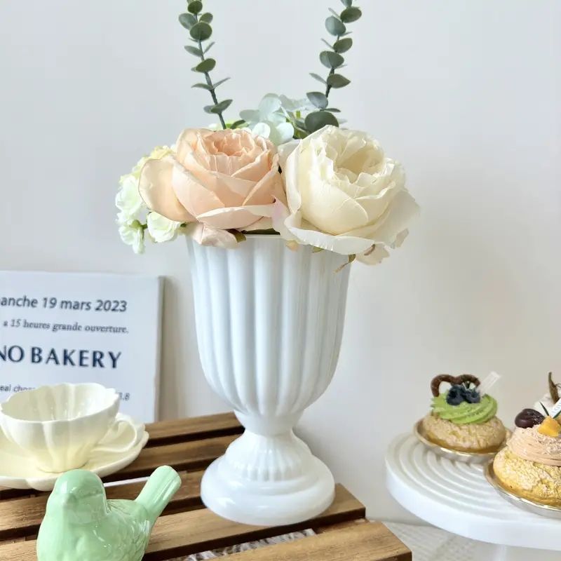 ピンクABSフラワーベースミニフラワーアレンジメントポット