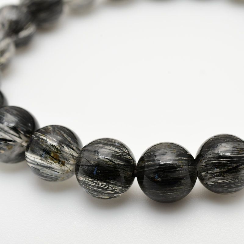 漆黒の針が渋カッコいい