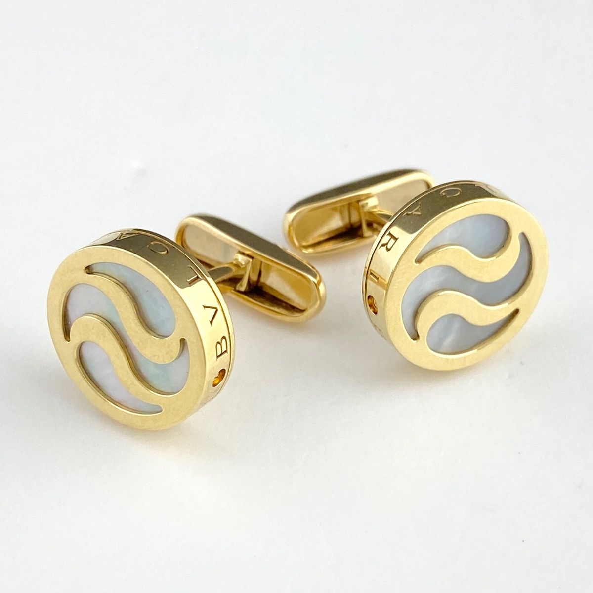 ブルガリ BVLGARI ブルガリブルガリカフス 750YG ジュエリー 中古  