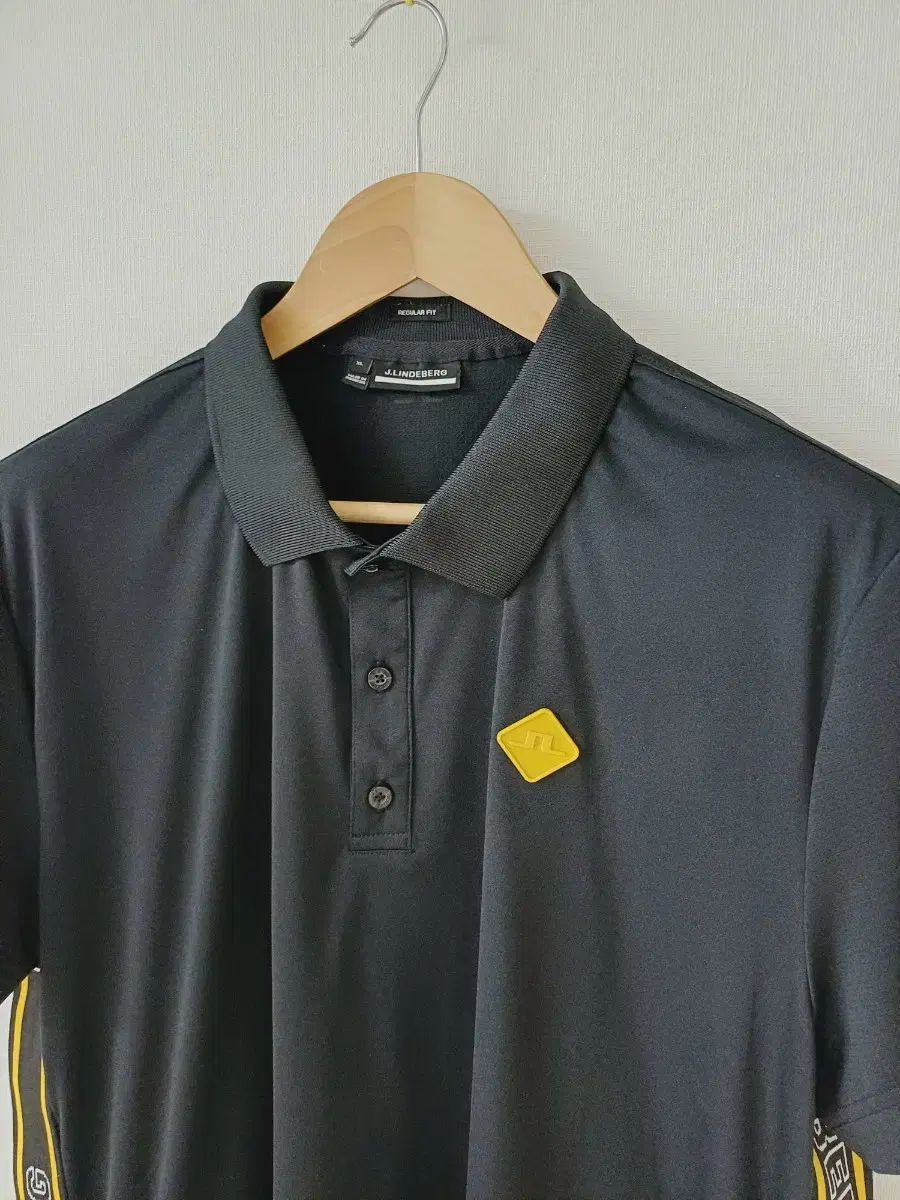 J.リンドバーグ 襟付きTシャツ