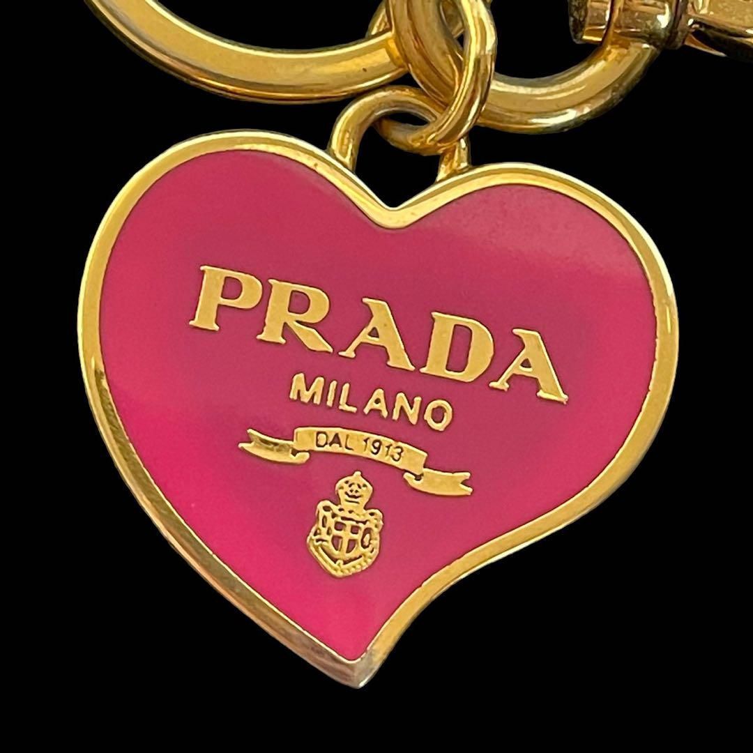 PRADA プラダ ハート型キーホルダー チャーム 楽天市場】PRADA プラダ ハートモチーフ キーホルダー