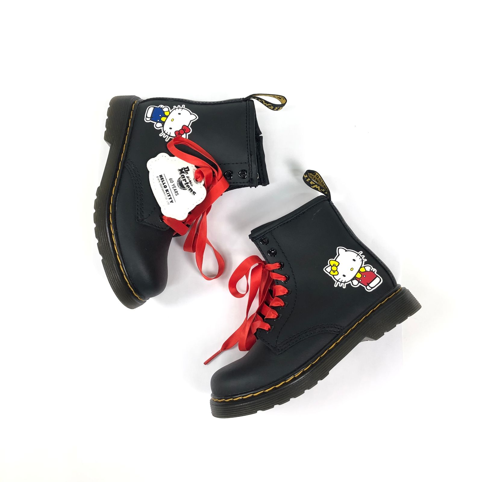 希少 ドクターマーチン サンリオ 50周年記念 ハローキティ 8ホール ブーツ DR.MARTENS SANRIO ドクターマーチン サンリオ ハローキティ