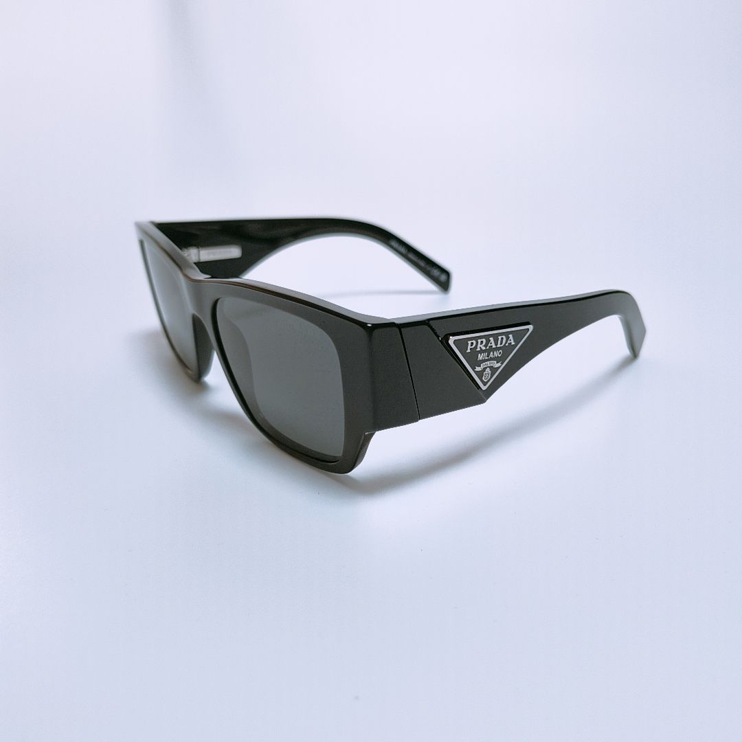 新品未使用】PRADA トライアングルロゴ サングラス プラダ
