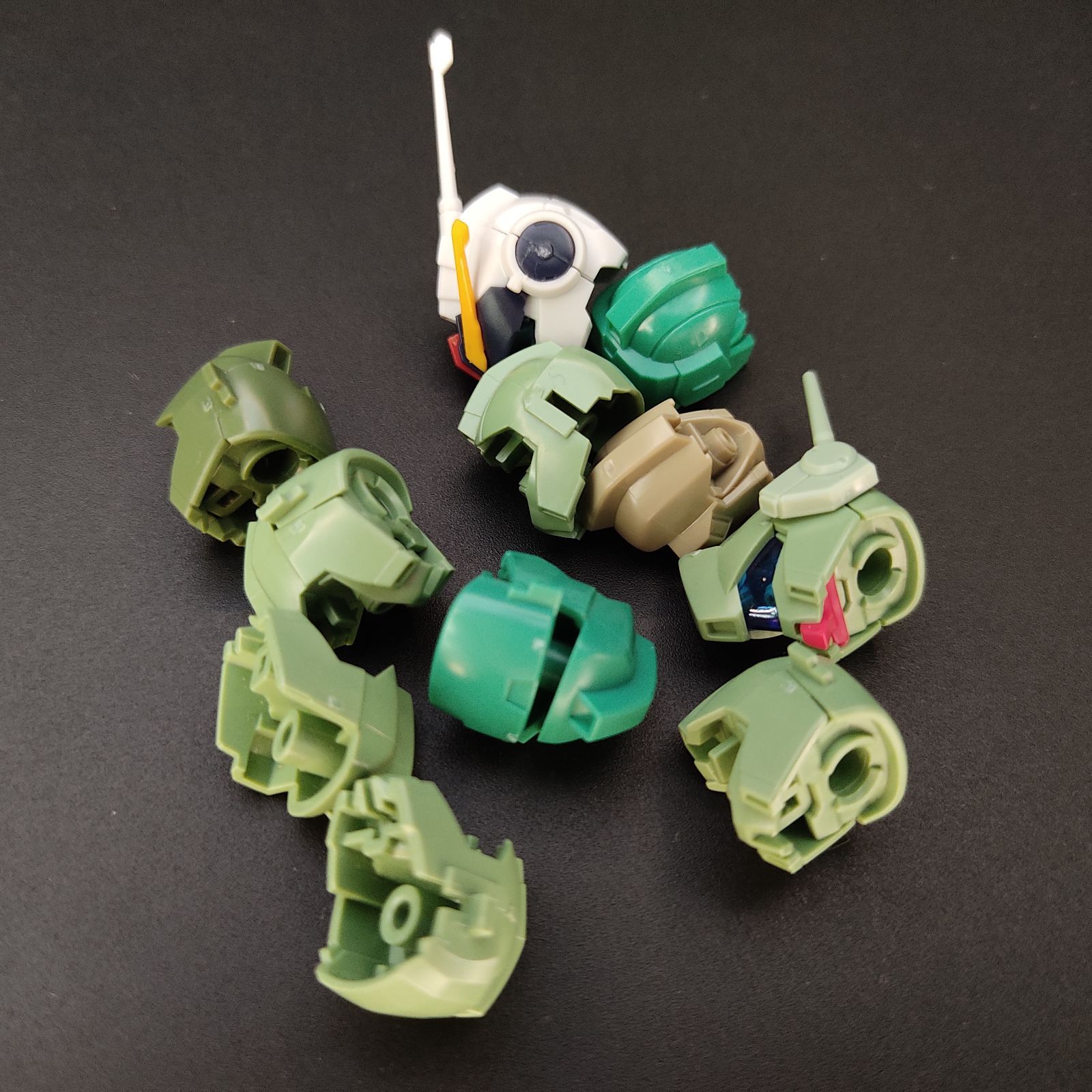 ガンプラ【未検品/ジャンク】HG 1/144 頭・ヘッドパーツ