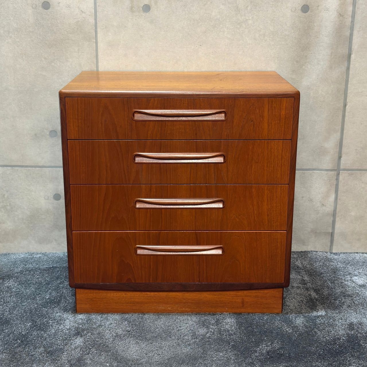 VINTAGE G-PLAN ジー プラン Fresco フレスコ 4段チェスト | チーク材 | 1960〜1970年代 | UKヴィンテージ USTAUSTRALIA_COM_AU