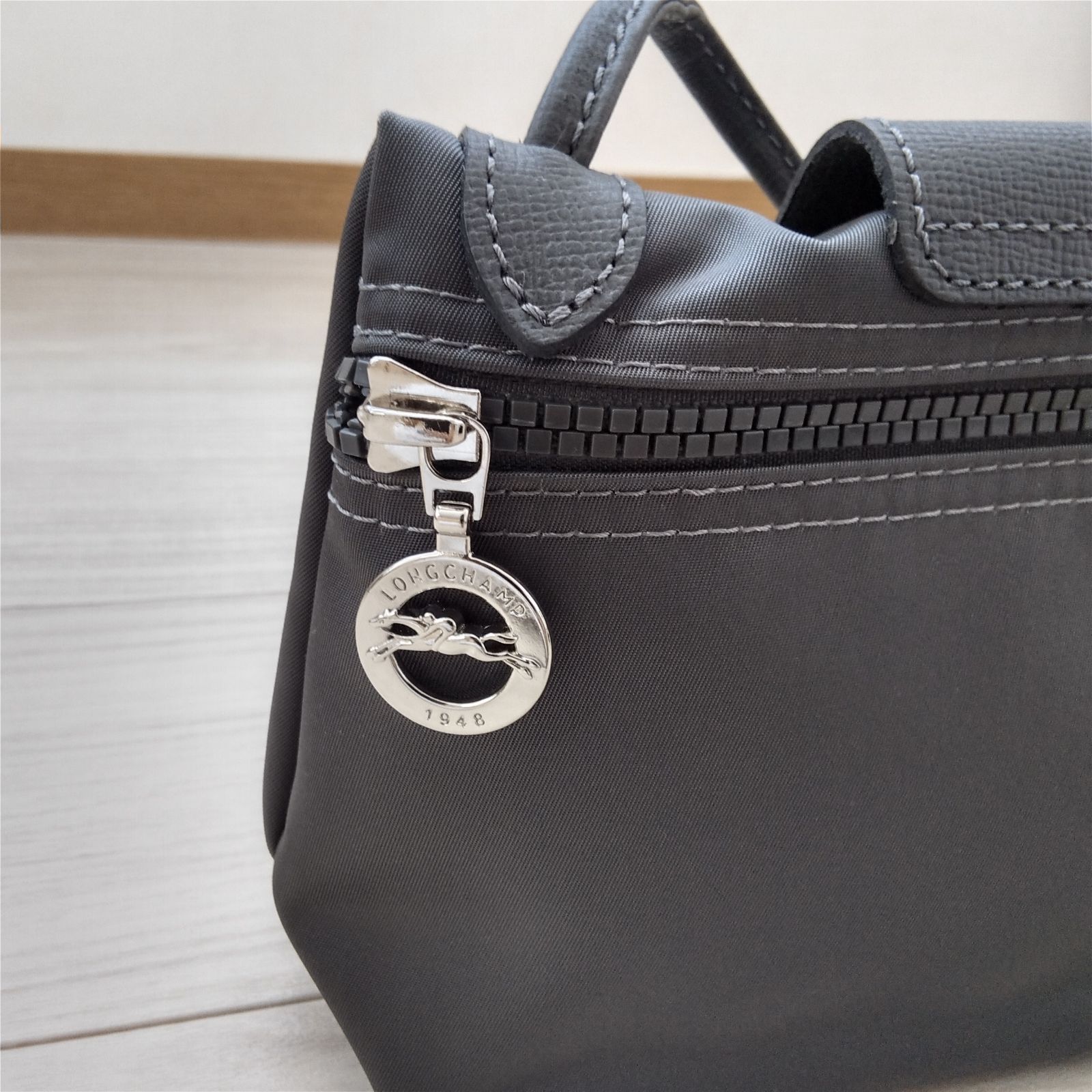 ル プリアージュ ⭐︎Longchamp ショルダーバッグ グレー LONGCHAMP ロンシャン ショルダーバッグ LE PLIAGE EXTRA ル