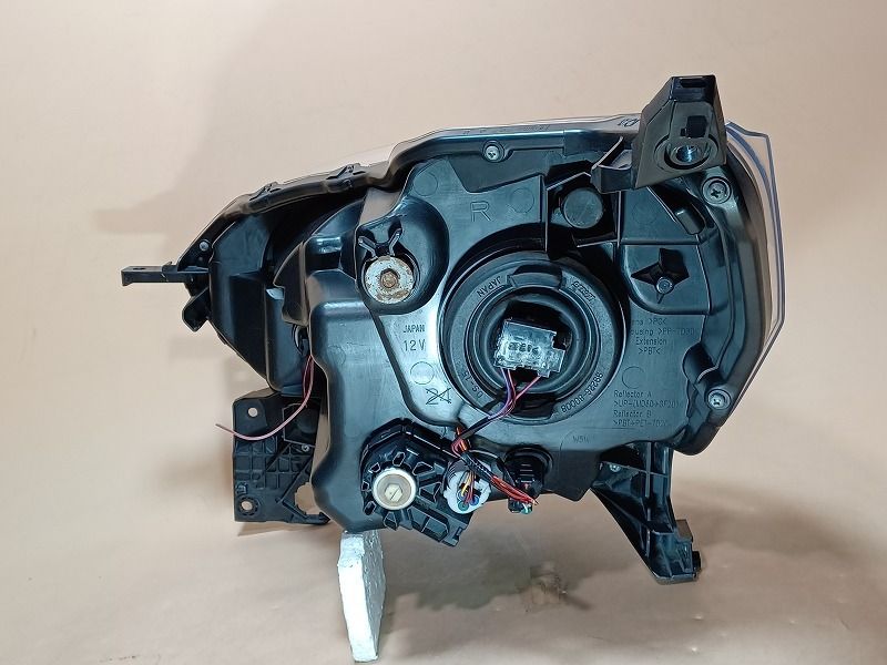 即決 デイズルークス B21A 右ライト ハロゲン 100-67052 811778 デイズルークス B21A 右ヘッドライト ハロゲン ⁄ KOITO 100-67052 打刻1