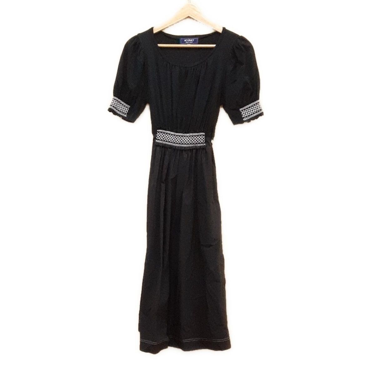 M'S GRACY 半袖ひざ丈ワンピース 36 美品】M'S GRACY エムズグレイシー 花柄ワンピース 36 半袖