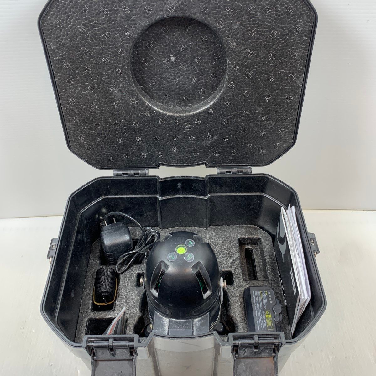 レーザー機器 レーザー墨出し器