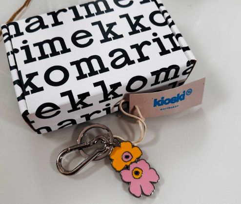 マリメッコ　Puhallus Unikko Ⅱ キーチェーン　新品　キーホルダー マリメッコ marimekko marimekko キーチェーン PUHALLUS II