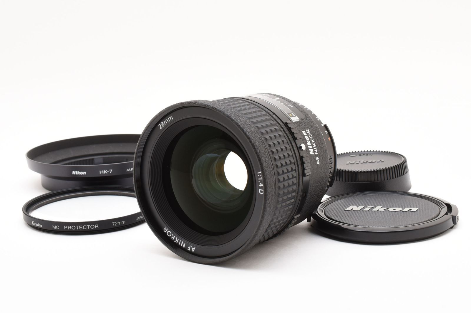 完動美品] Nikon AF NIKKOR 28mm F1.4D 大口径 広角 レンズ
