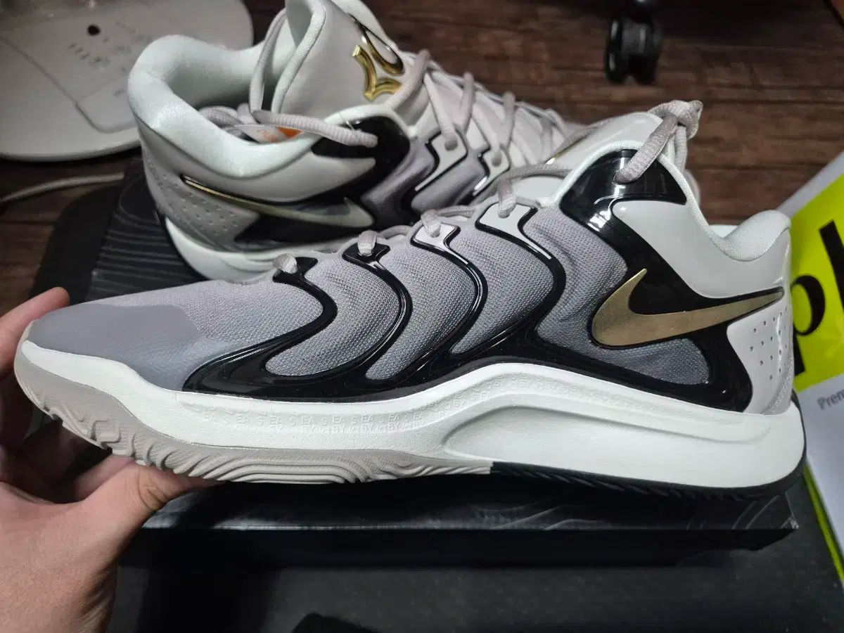 300 KD17
