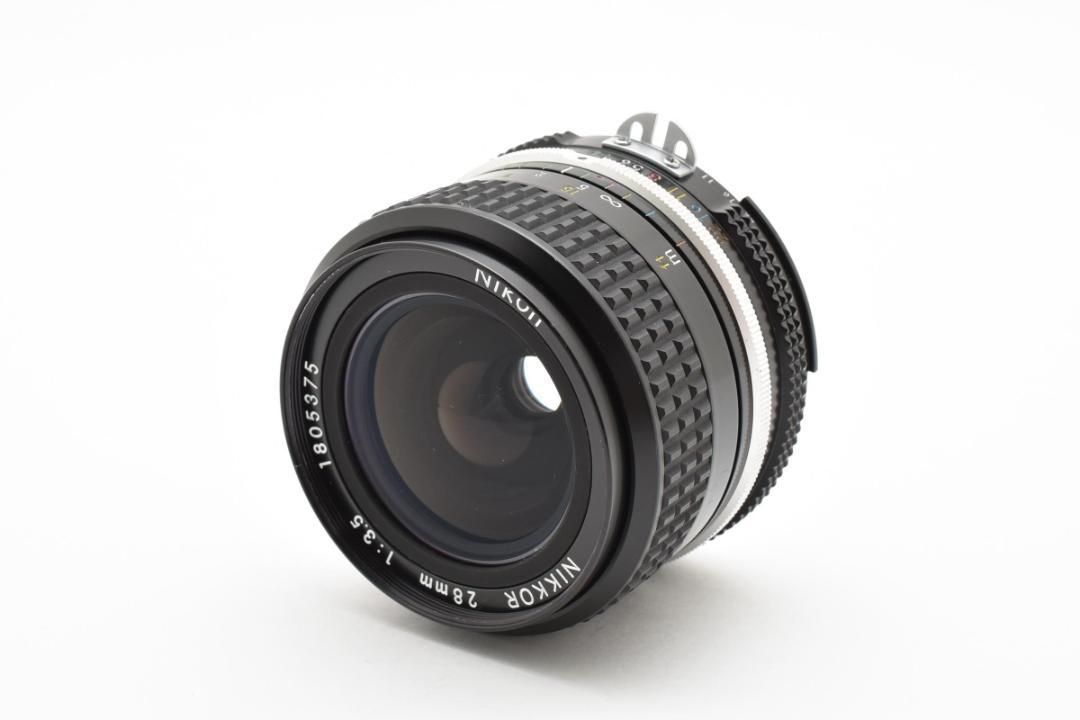 Nikon Ai NIKKOR 28mm F3.5 広角単焦点レンズ C070 Nikon New