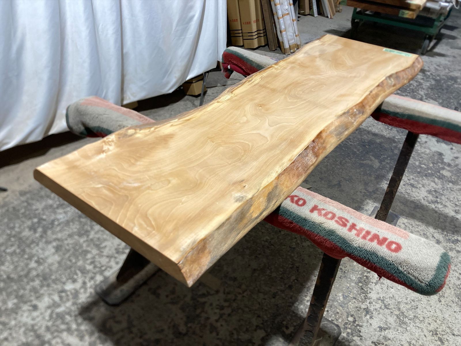 トチ9287 トチの木 一枚板無垢 乾燥材 1700x440-480x43mm カウンター 棚 テレビ台 カウンター センターテーブル 窓台 橡 栃