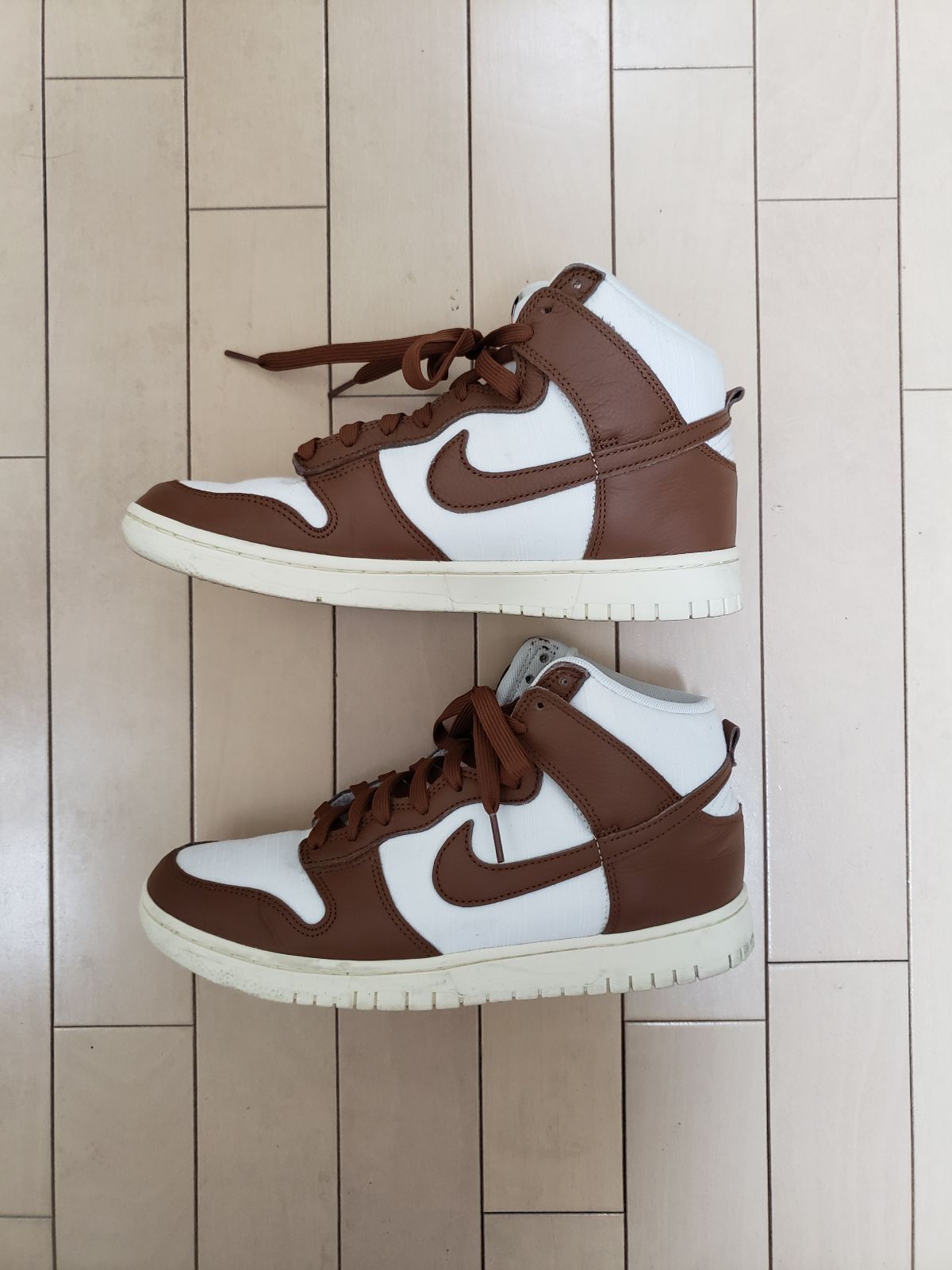 Nike Dunk High Vintage Pecan and Sail - double0 - メルカリ