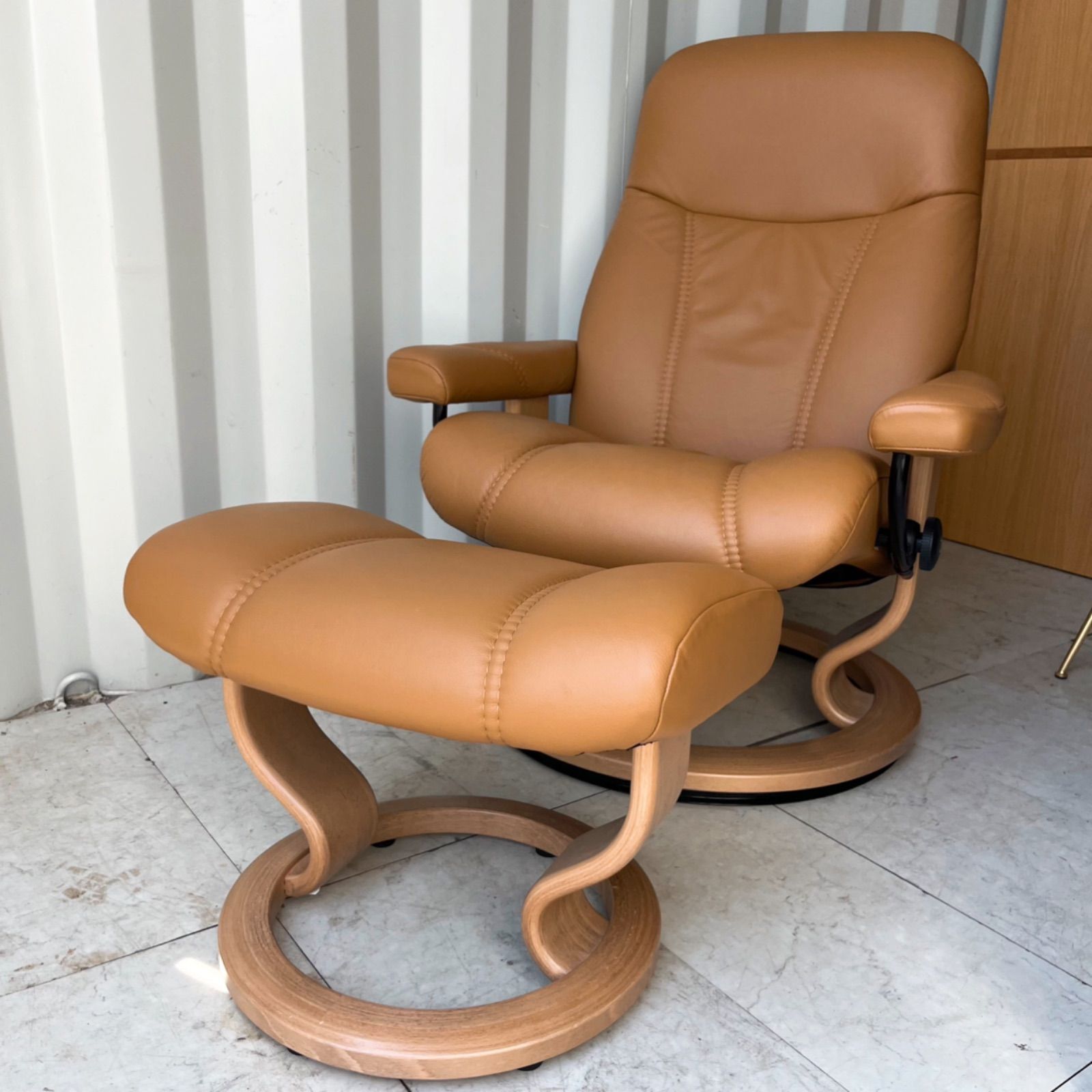 取付無料！エコーネス ストレスレス コンサル 本革キャメルリクライニングソファ✨ 取付無料！エコーネス ストレスレス コンサル 本革キャメル