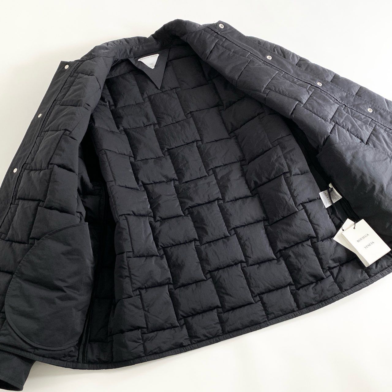 極美品》BOTTGA VENETA ボッテガヴェネタ イントレチャート 巾着バッグ 