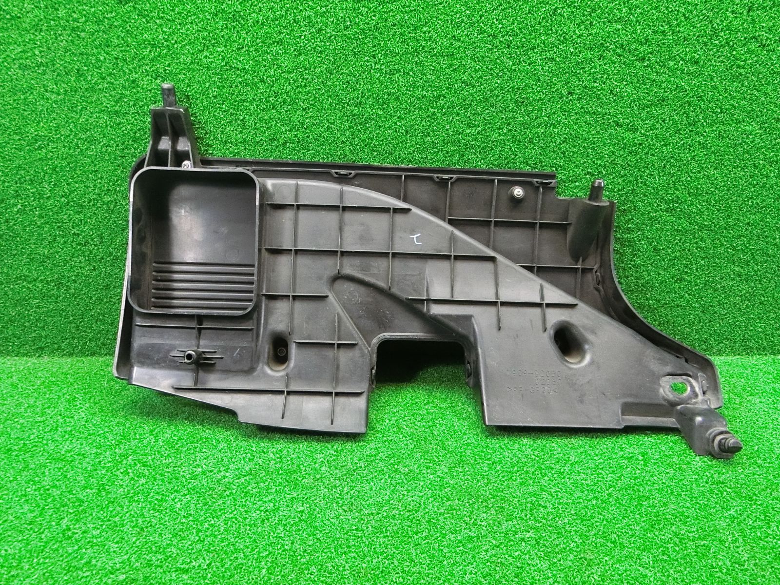 10699] タント カスタム L375S 後期 インタークーラー カバー 17909