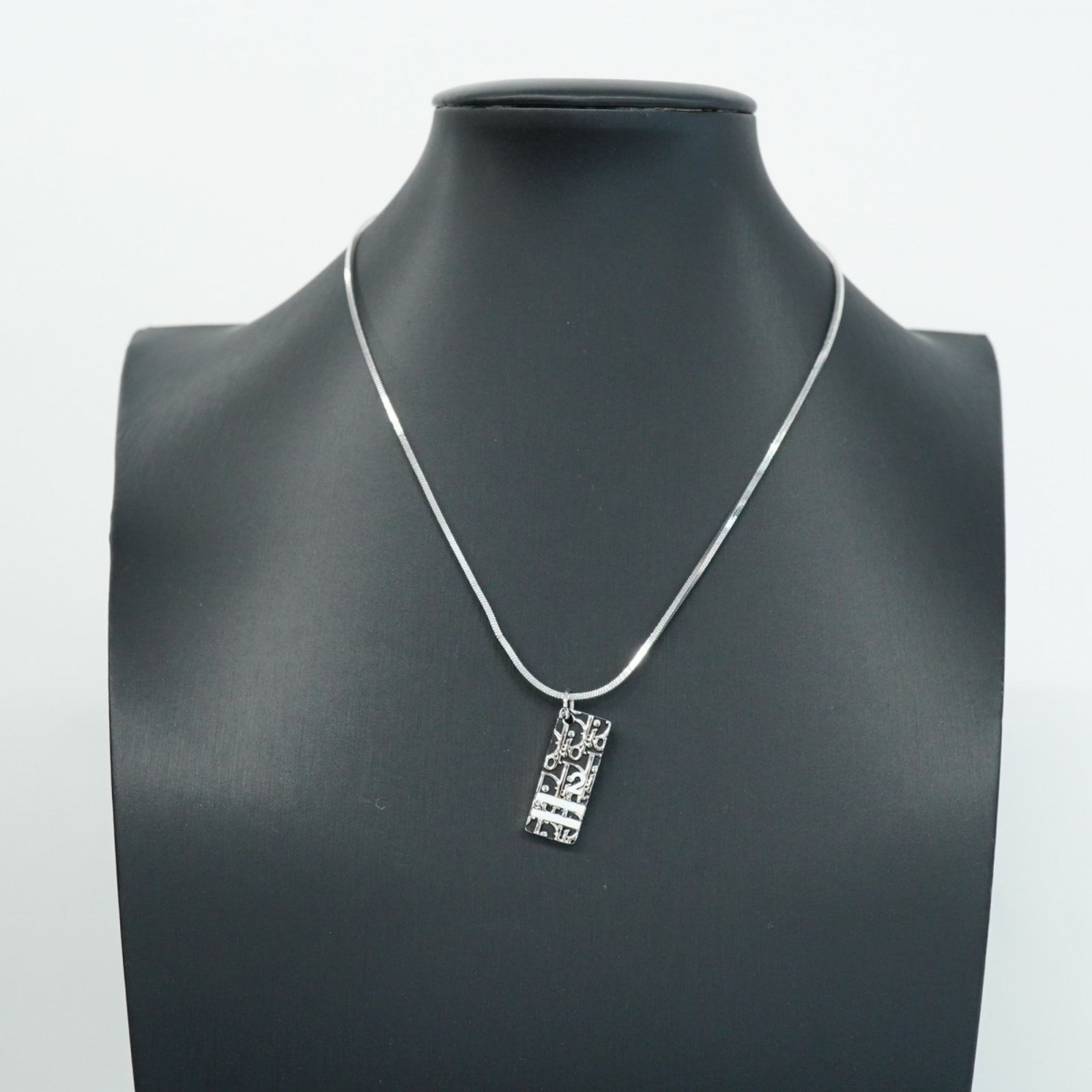 ChristianDiorクリスチャンディオール ネックレス トロッター Christian Dior クリスチャンディオール Trotter Plate Pendant