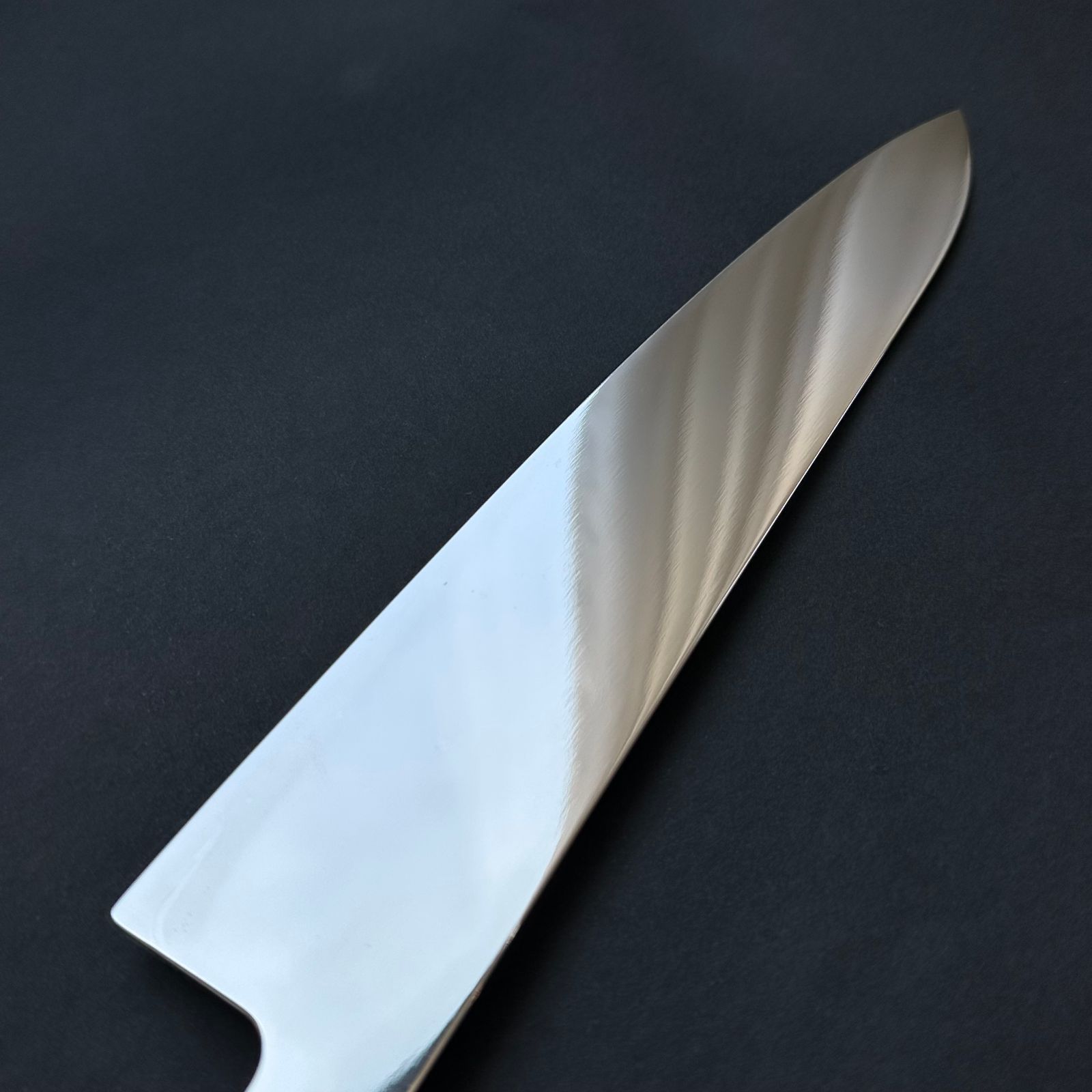 ウルトラ鏡面ステン本焼V金10号牛刀240mm 黒檀白水牛八角柄 高級