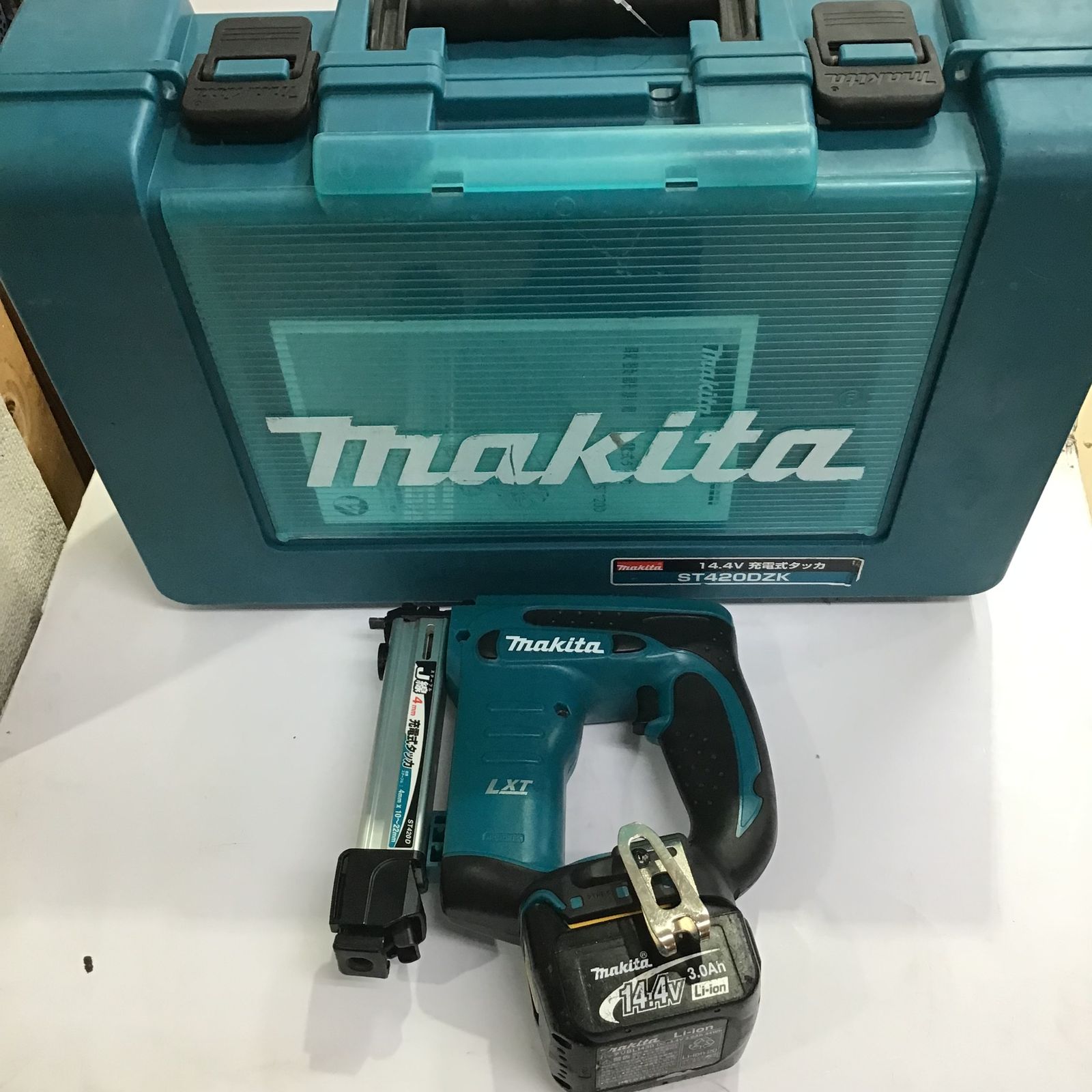 ☆マキタ(makita) コードレスタッカ ST420DZK【町田店】 - メルカリ