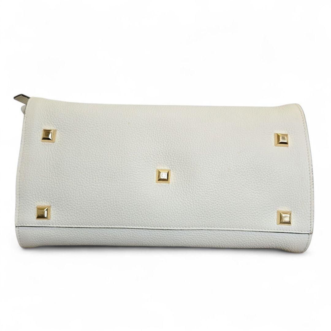 フェラガモ ガンチーニ スタジオバッグ ホワイト 2way ショルダー