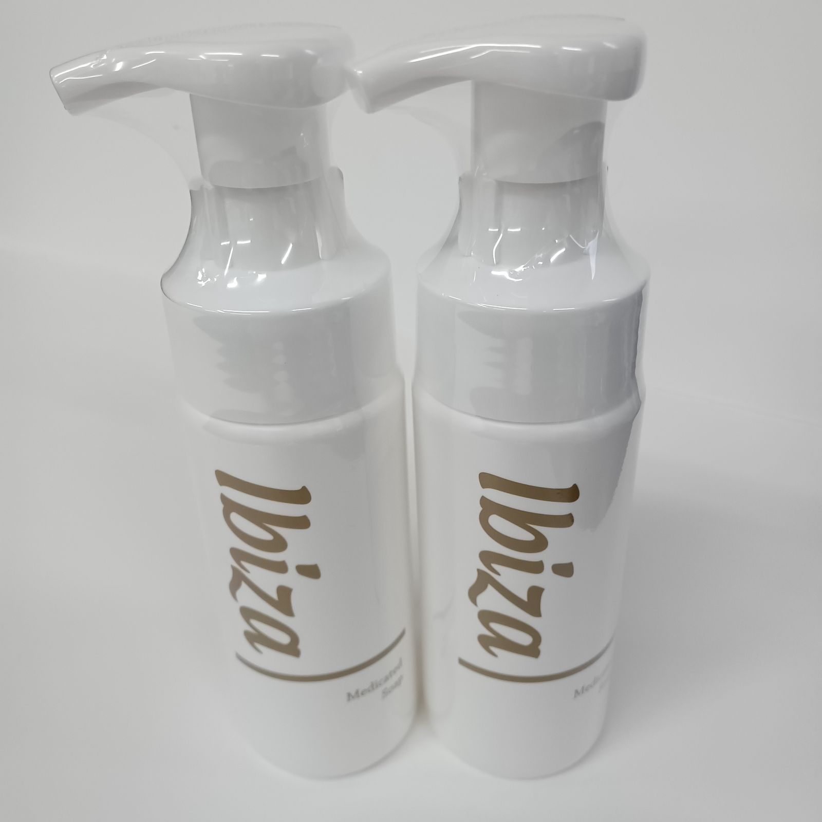 Ibiza イビサ薬用ソープ 3本セット ibiza薬用ソープ 140ml 3本セット