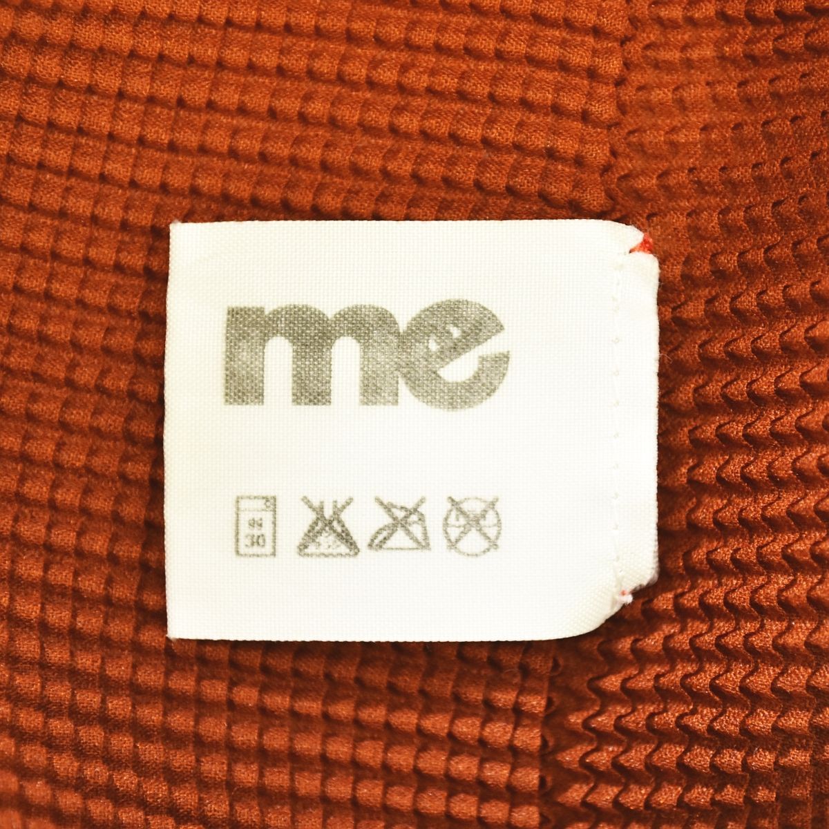 ミー イッセイミヤケ me ISSEY MIYAKE グラデーション 半袖 プリーツ 