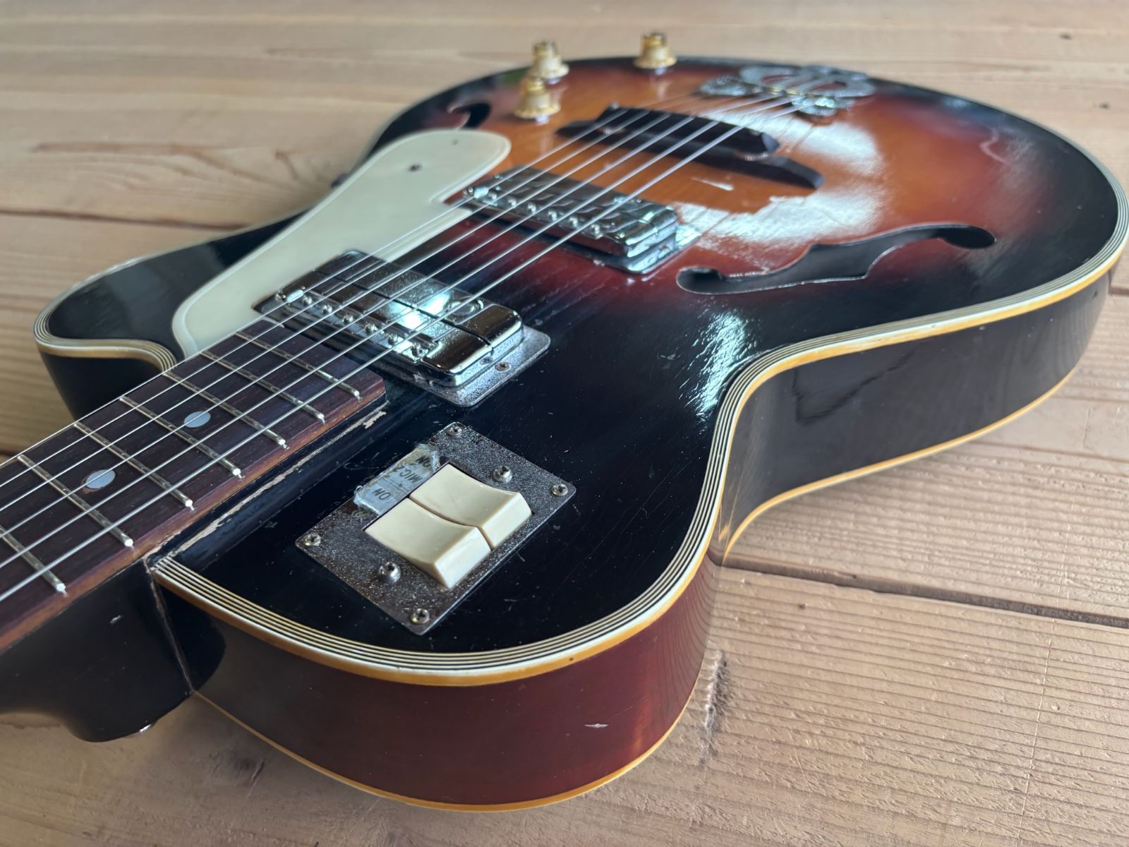 超希少！フルメンテ！FUJIGEN Demian デミアン Demian フルアコタイプギター Fujigenフジゲン 小さめボディ 日本製