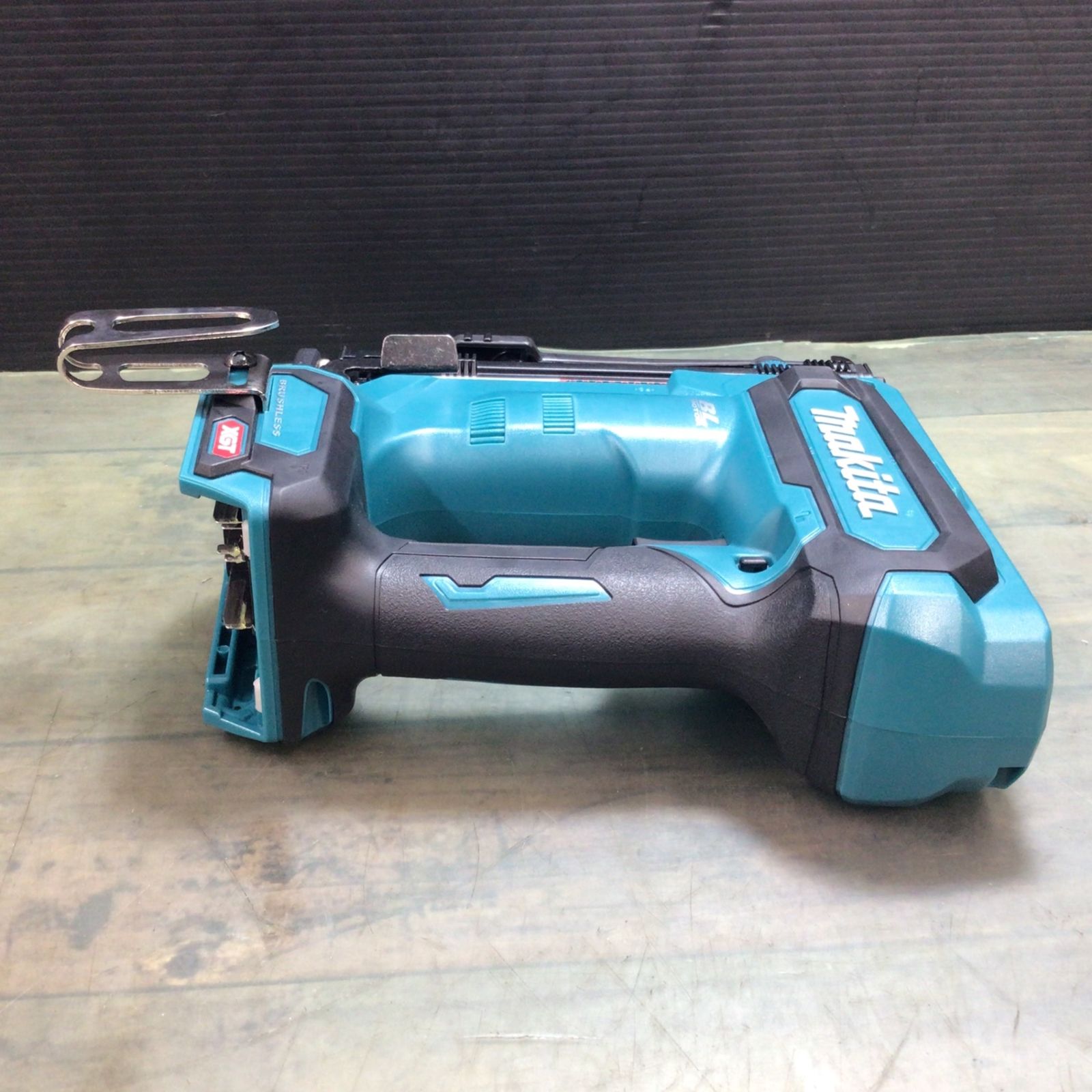 未使用品】☆マキタ(makita) コードレスタッカー ST001GRDX【東大和店 