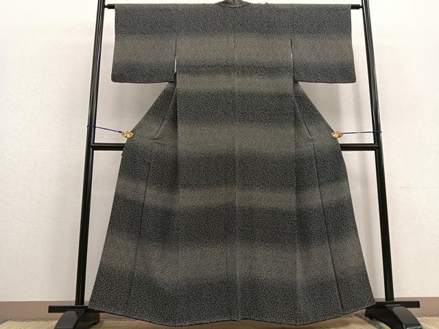 平和屋着物○上質な小紋 舞桜文 黒地 正絹 逸品 BAAU0177gt - メルカリ 