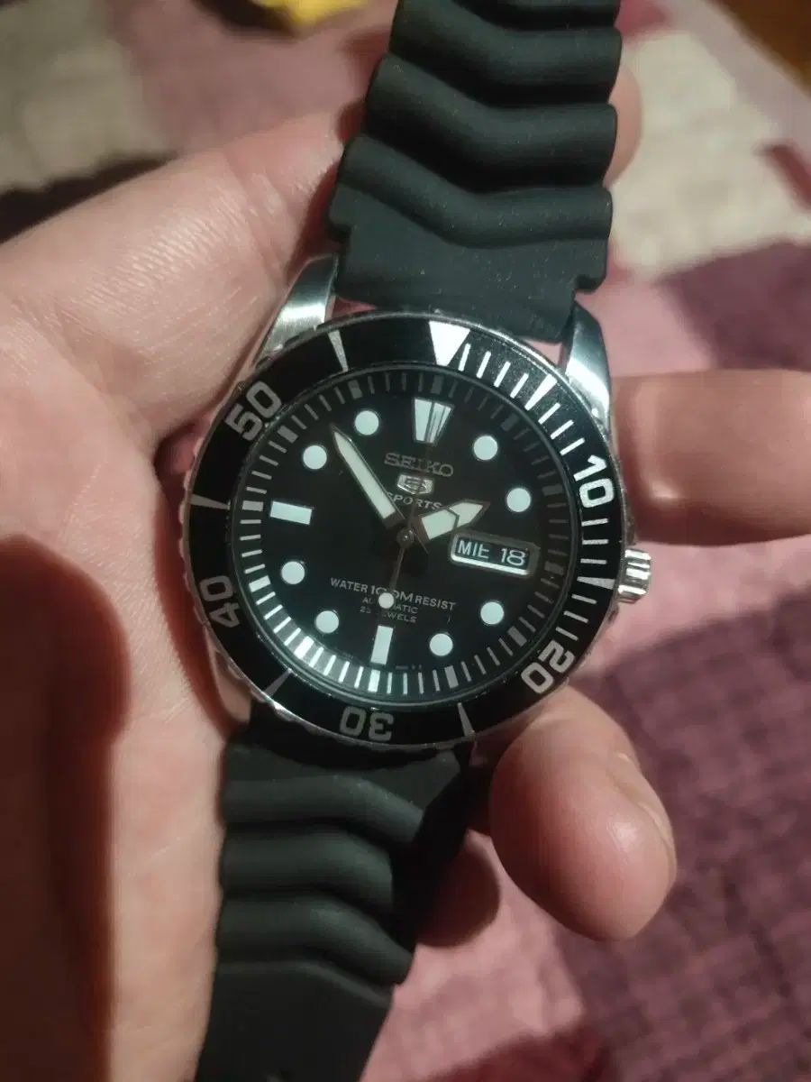 A レベル 状態 SEIKO セイコー SNZF17 オートマティック 100m 防水 ダイバー 時計