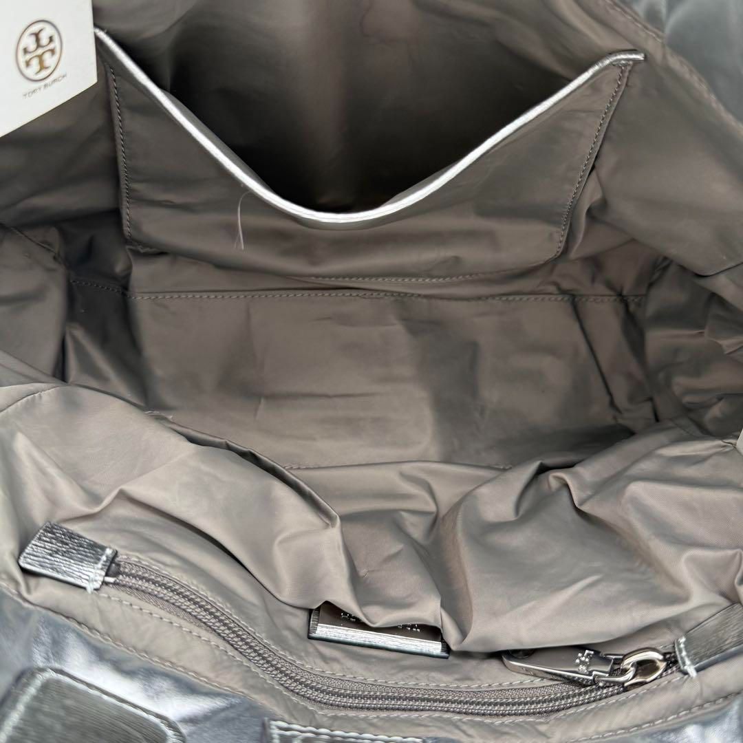 良品】ToryBurch エラ メタリック ナイロン パファー トートバッグ 
