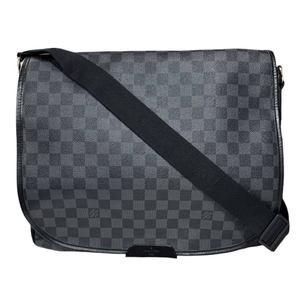 ルイヴィトン レンツォ ダミエグラフィット ショルダーバッグ ダミエグラフィットキャンバス N51213 ブラック メンズ  LOUIS VUITTON  中古 ルイヴィトン  ルイ ヴィトン