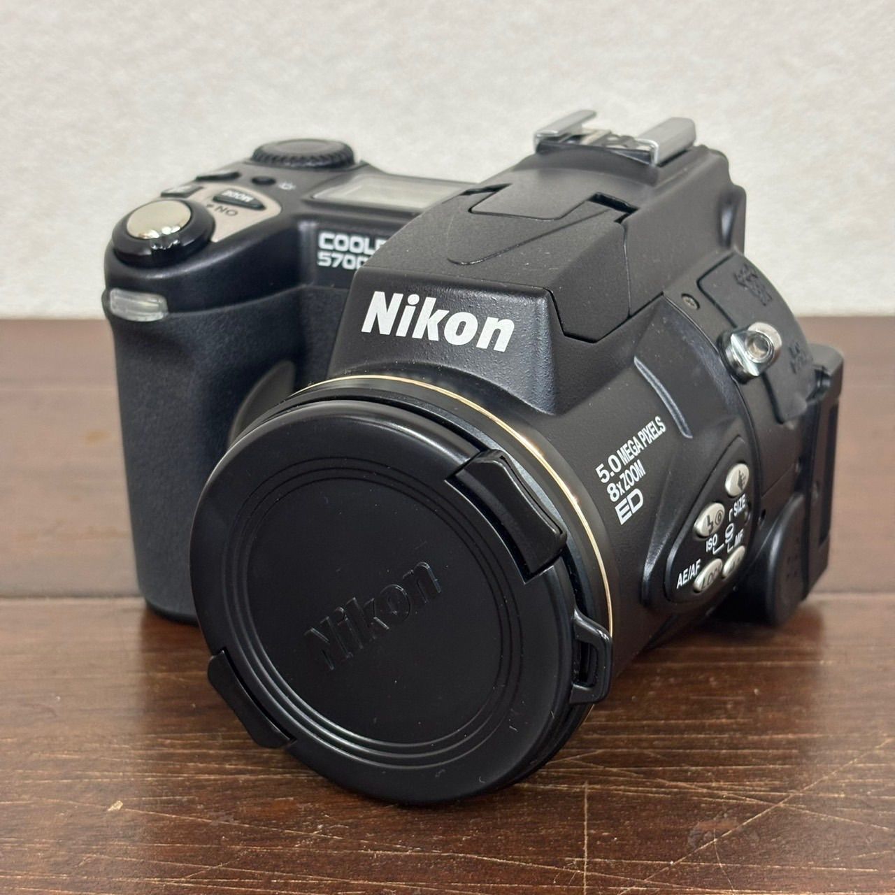 動作品 Nikon E5700 COOLPIX5700　中古 ☆希少・動作確認済☆ Nikon COOLPIX 5700 オールドデジカメ