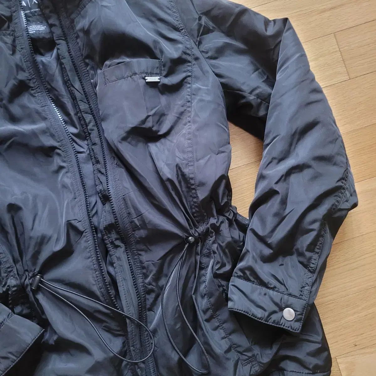 ARMANI アルマーニ ARMANI EXCHANGE アルマーニ エクスチェンジ 黒 フード ウィンドブレーカー ジャケット