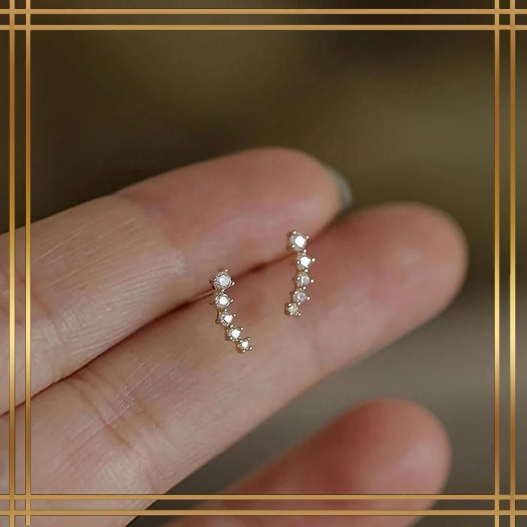 085 シルバー925 ダイヤ ピアス ライン カーブ 華奢 上品 シンプル エレガント 小ぶり きれいめ レディース ジュエリー アクセサリー 高見え 普段使い オフィス デート 結婚式 入学式 卒業式 フォーマル ギフト プレゼント 控えめ 光沢感 清楚