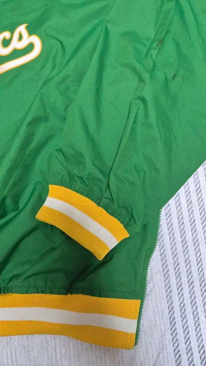 アスレチックス