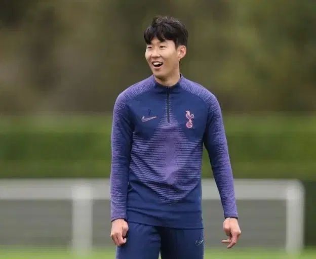 Nike トッテナム・ホットスパー ドリルセットアップジャージ M NIKE