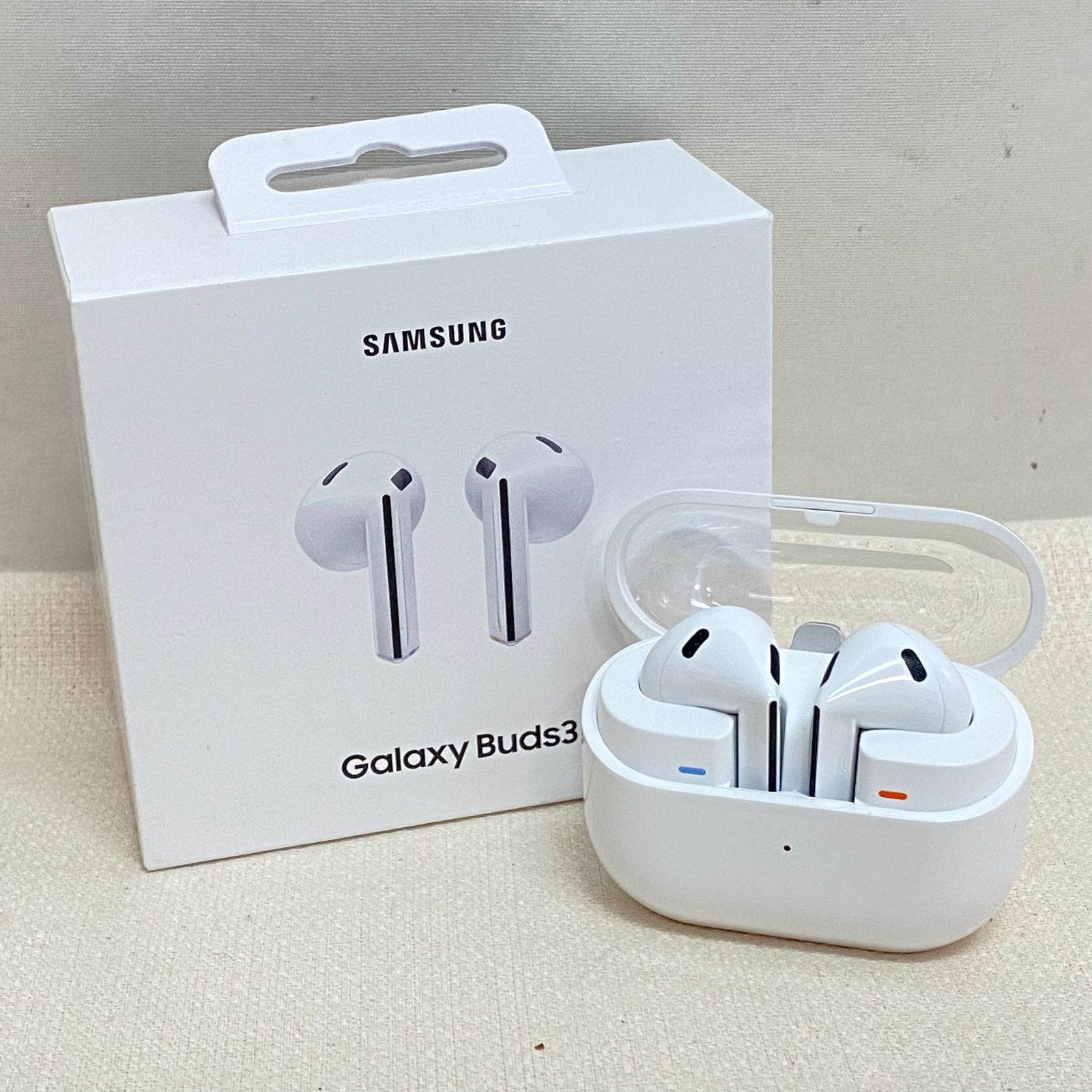 浜館46-611 店舗併売品 Galaxy Buds3 ホワイト ワイヤレスイヤホン Bluetooth カナル型 ノイズキャンセリング マイク内蔵 ギャラクシー SM-R530NZWAXJP 品