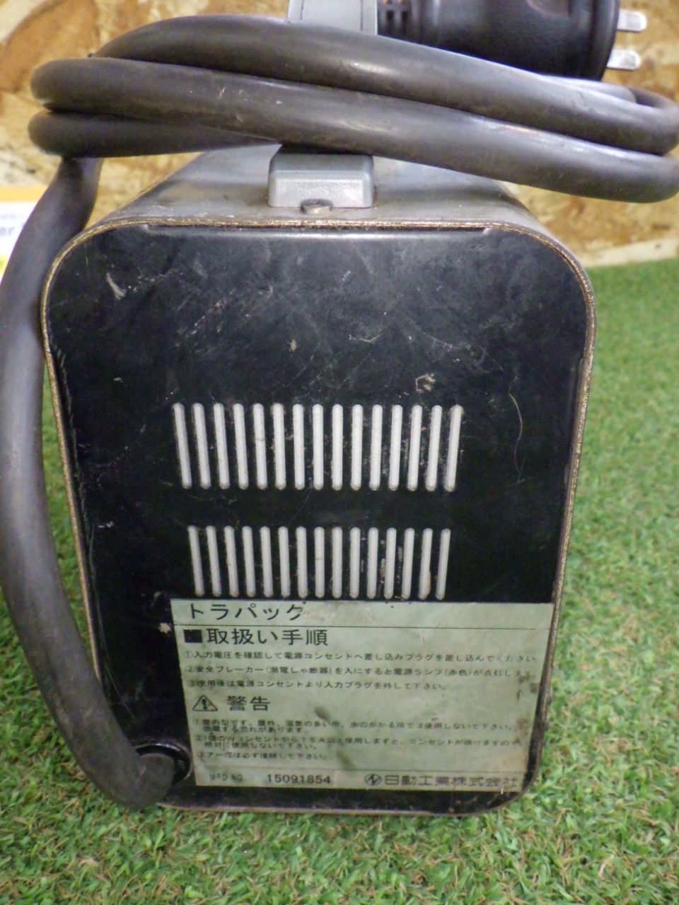 日動 2KVA RTB-200D 変圧器 降圧 トラパック リングトランス 2KVA RTB-200D 動作 済 品