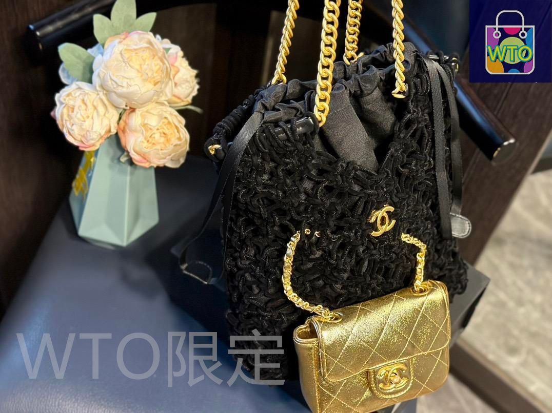 CHANELシャネルのブラック編み込みビーチバッグ｜ ｜ ♥