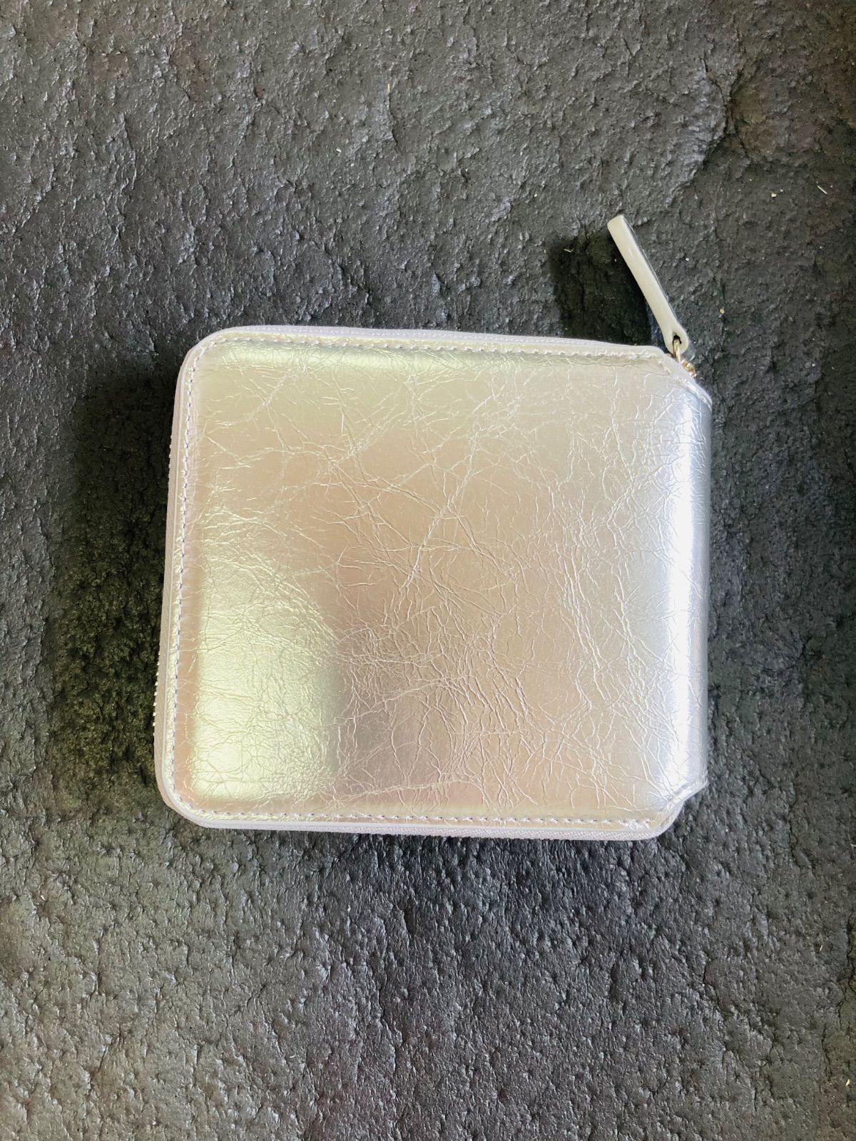 韓国現地 fennec フェネック 財布 ファスナー チャック シルバー