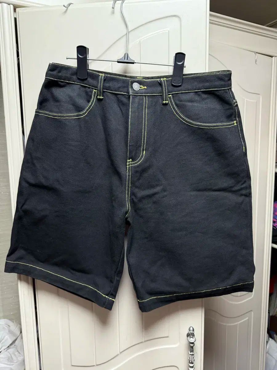 ハーフパンツ