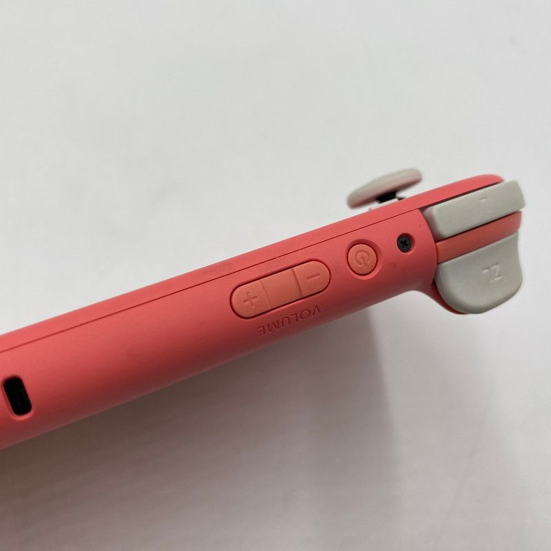 美品　　Nintendo　Switch　Lite　しずえアロハ柄 Nintendo Switch Lite 本体 あつまれ どうぶつの森 セット