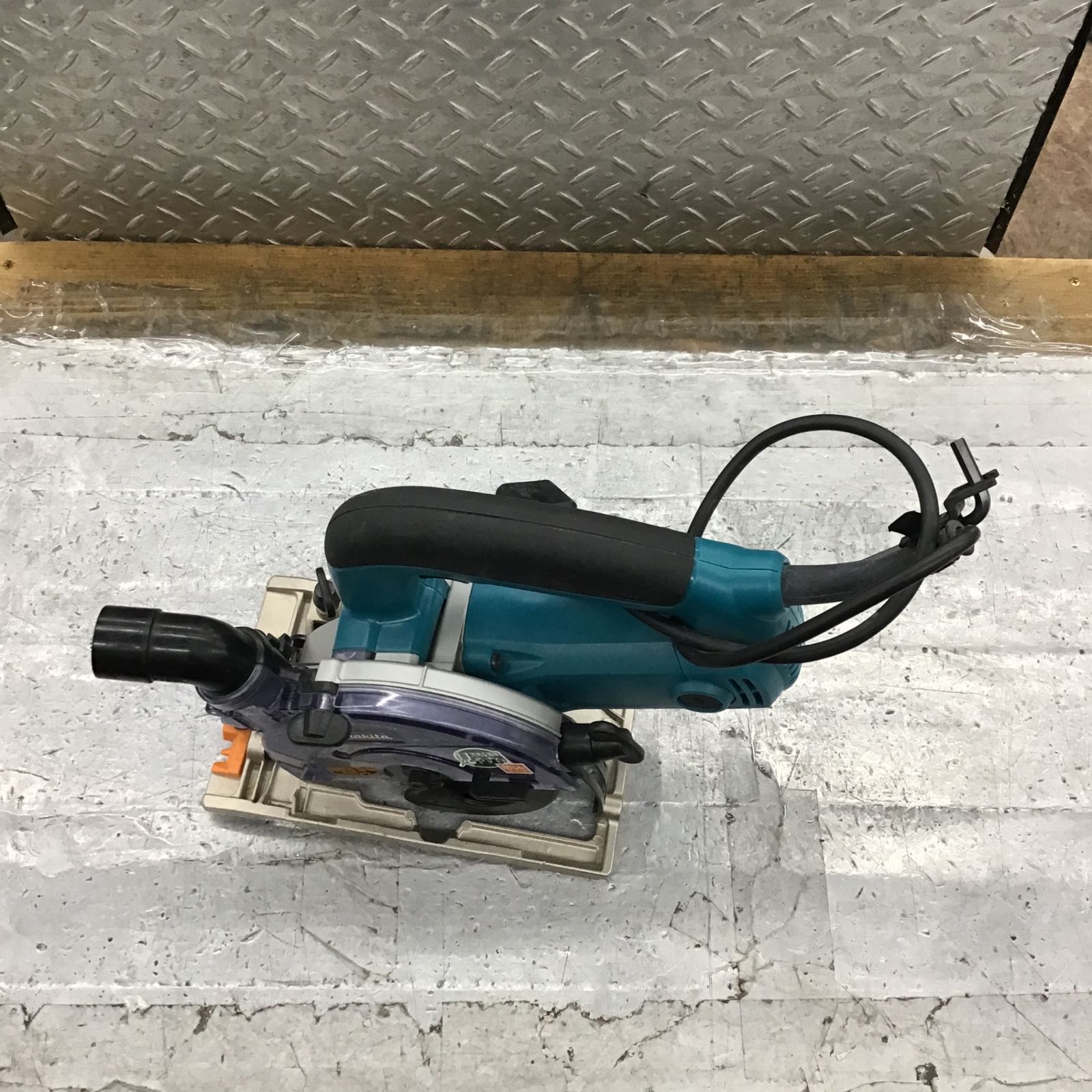 〇マキタ(makita) 防じん丸ノコ 5205FX【所沢店】