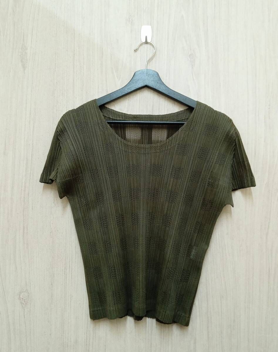 PLEATS PLEASE|プリーツプリーズ|半袖シャツ ブラウス|PP63-JK552|カーキ系|サイズ4