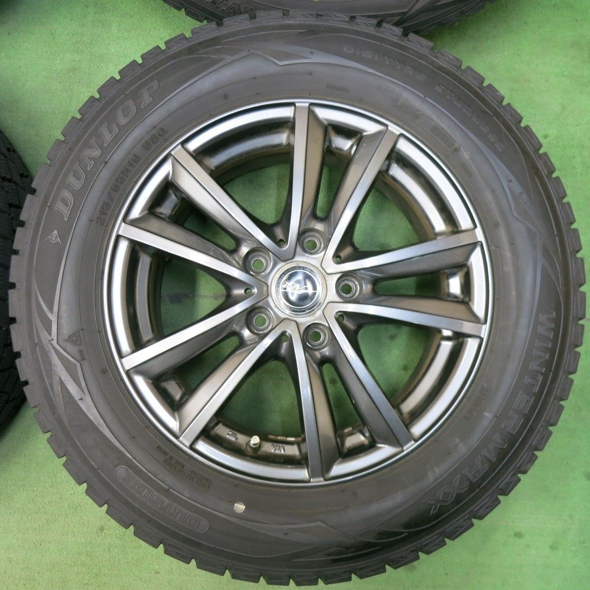 ブリジストンVRX2 スタッドレスアルミタイヤ 205/60R16 4本セット 送料