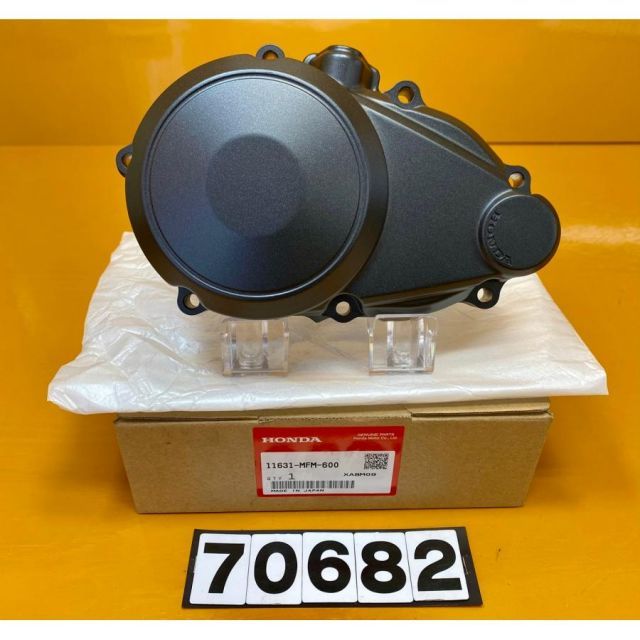 70682 HONDA ホンダ CB400SF NC42 エンジンカバー スターターカバー 11631-MFM-600