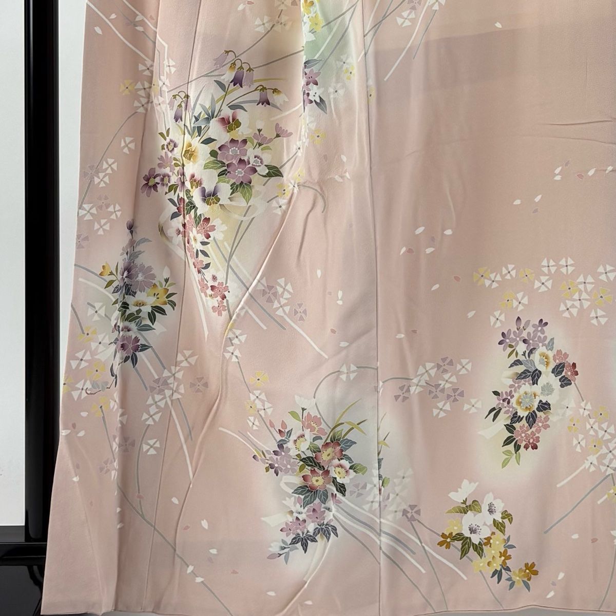 訪問着 身丈163.5cm 裄丈68.5cm L 袷 花束 花びら ぼかし 薄ピンク 正絹